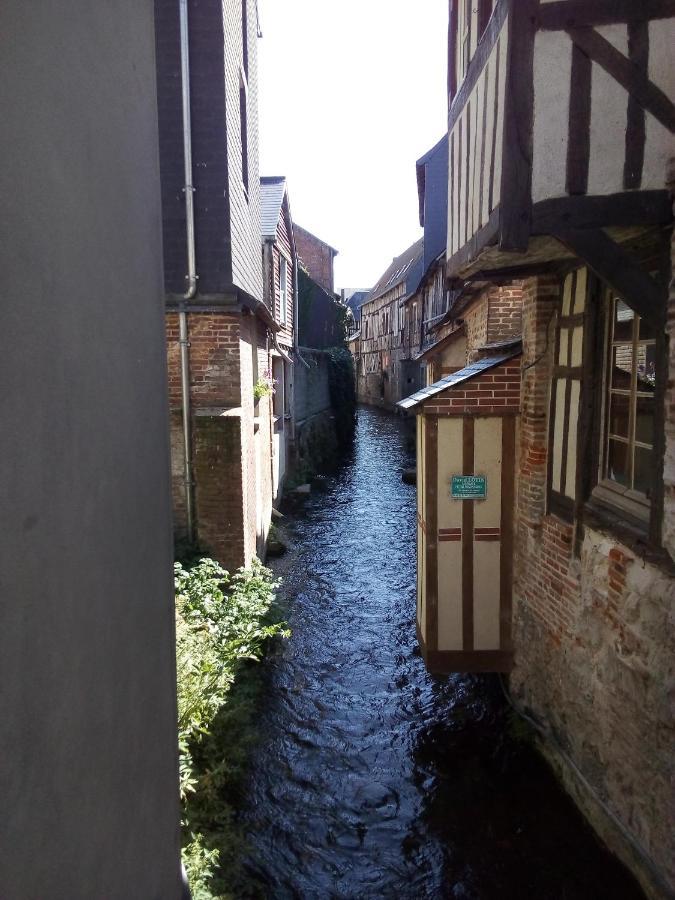 Chambre Dans Le Centre Historique Pont-Audemer Exteriör bild
